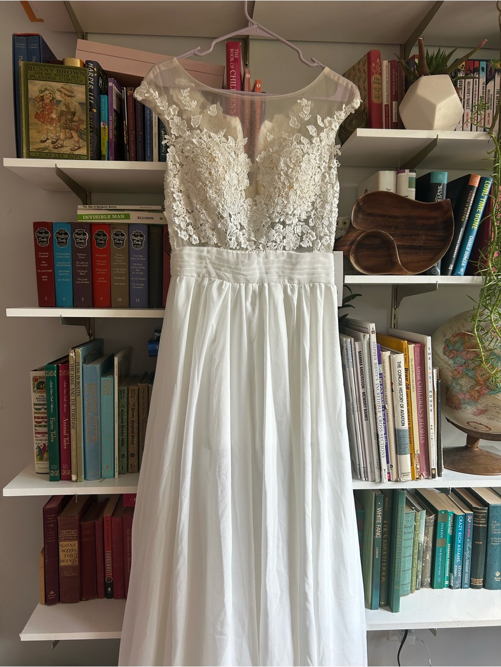 Elegant White Lace Bodice Wedding Dress